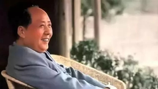 紀(jì)念毛澤東同志誕辰126周年！致敬一代偉人！