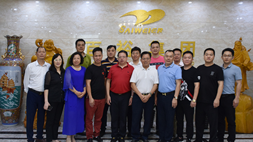 傾聽企業(yè)心聲：南寧市民營企業(yè)家聯(lián)合會走訪百裕集團